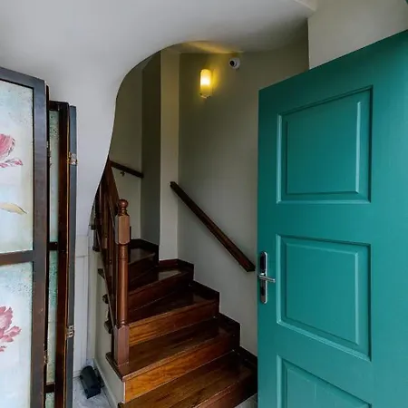 Kastello מלון 3*