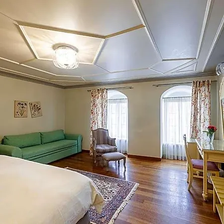 Hotel Kastello 3*