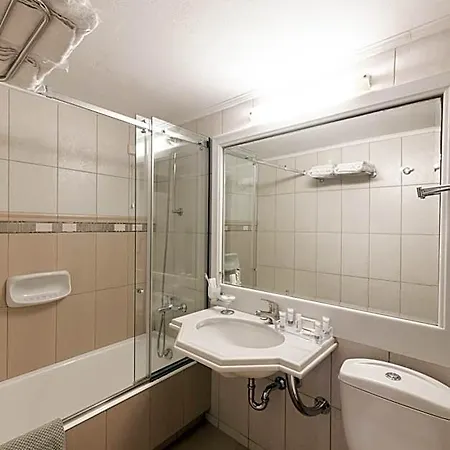 Kastello Hotel 3*